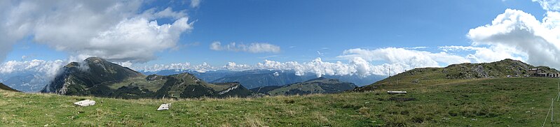 File:Monte baldo panorama.jpg