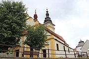 Čeština: Věže u kostela svatého Jiljí v Moravských Budějovicích. This is a photo of a cultural monument of the Czech Republic, number: 54867/7-2851. Památkový katalog  · MIS  · hledat obrázky  · hledat seznamy  · Wikidata