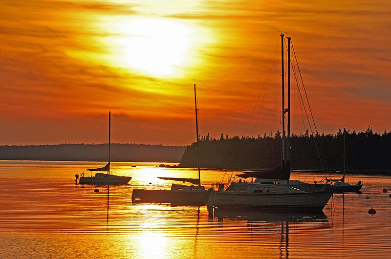 File:Nova Scotia DSC 9572 - Red sky at night is a sailor's delight. (2970576125).jpg