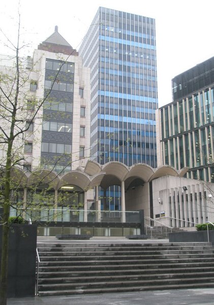 File:Office blocks in Aldermanbury - geograph.org.uk - 1256821.jpg