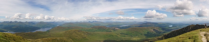 Panoramic view north from Ben Lomond