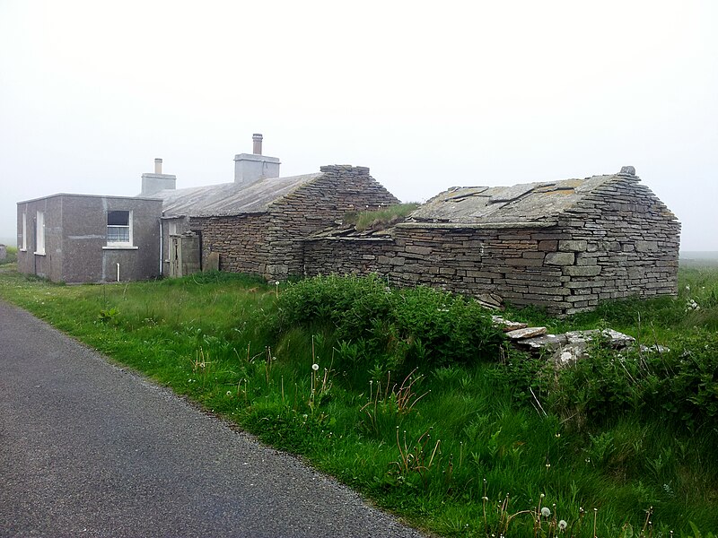 File:Parkhouse, North Ronaldsay - geograph.org.uk - 4091154.jpg