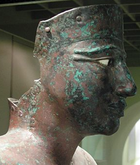 ไฟล์:PepiI-CopperStatue-Cropped.png