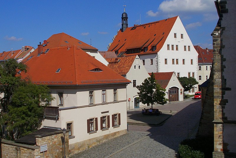 File:Pfarrhaus - Brunnenstube - Rathaus in Dippoldiswalde.jpg