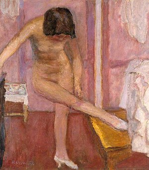 Het schilderij Nude bending down van Pierre Bonnard uit 1923 is een terugkerend element in het verhaal.