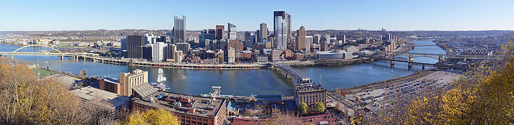 Pittsburgh skyline panorama at daytime