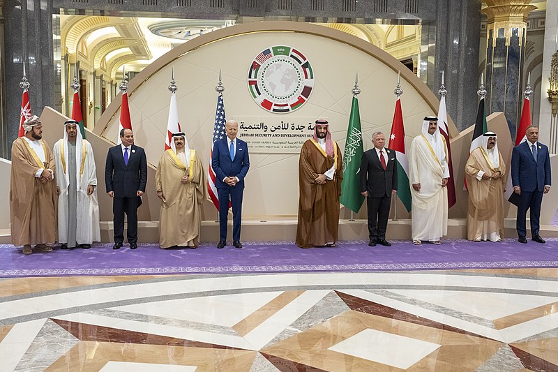 File:President Joe Biden stands with leaders of the GCC countries, Egypt, Iraq, and Jordan.jpg