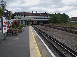 Preston Road stn look east