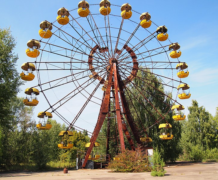 File:Pripyat - ferris wheel.jpg