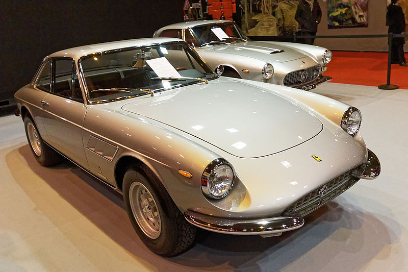 File:Rétromobile 2015 - Ferrari 330 GTC Coupé Pininfarina - 1968 - 001.jpg