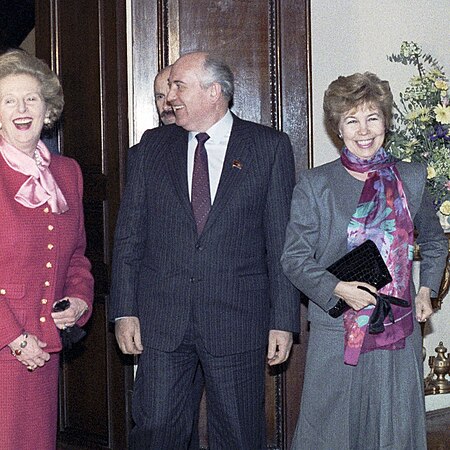 Tập_tin:RIAN_archive_778094_Visit_to_Great_Britain_by_General_secretary_of_CPSU_CC_Mikhail_Gorbachev.jpg