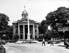 Robeson County Courthouse in Lumberton, 1948 Robeson County Courthouse, 1948.jpg