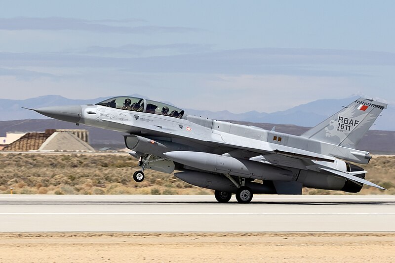 File:Royal Bahraini Air Force F-16 Block 70 lands at Edwards Air Force Base.jpg