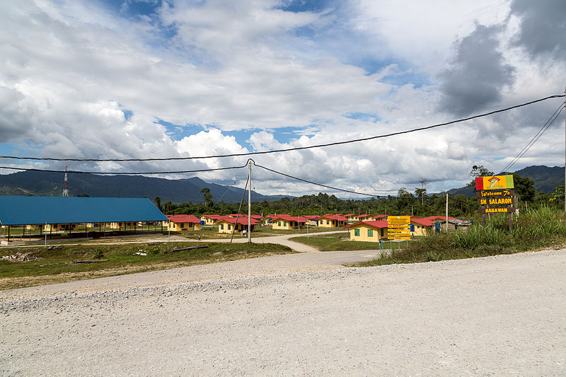 File:Salarom Sabah NewHouses-02.jpg