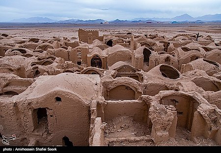 Saryazd Castle 2019-06-09 28.jpg