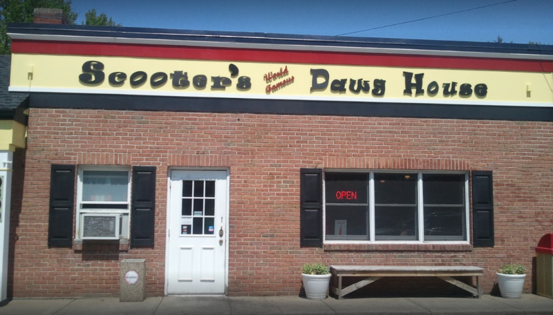 File:Scooters Dawg House.png