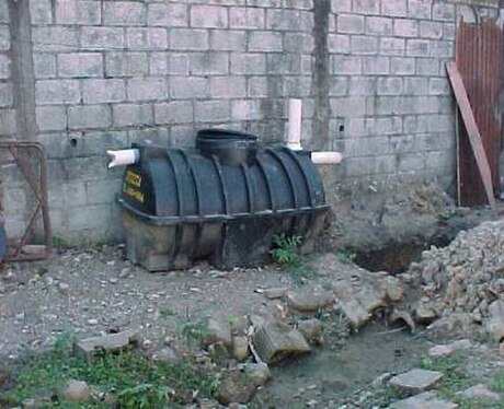 File:Septic tank not in ground.jpg