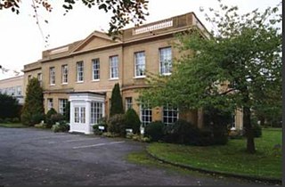 <span class="mw-page-title-main">Sindlesham Court</span> Country house in Berkshire, England