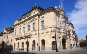 Bratislava: Geographie, Geschichte, Stadtbild und Architektur