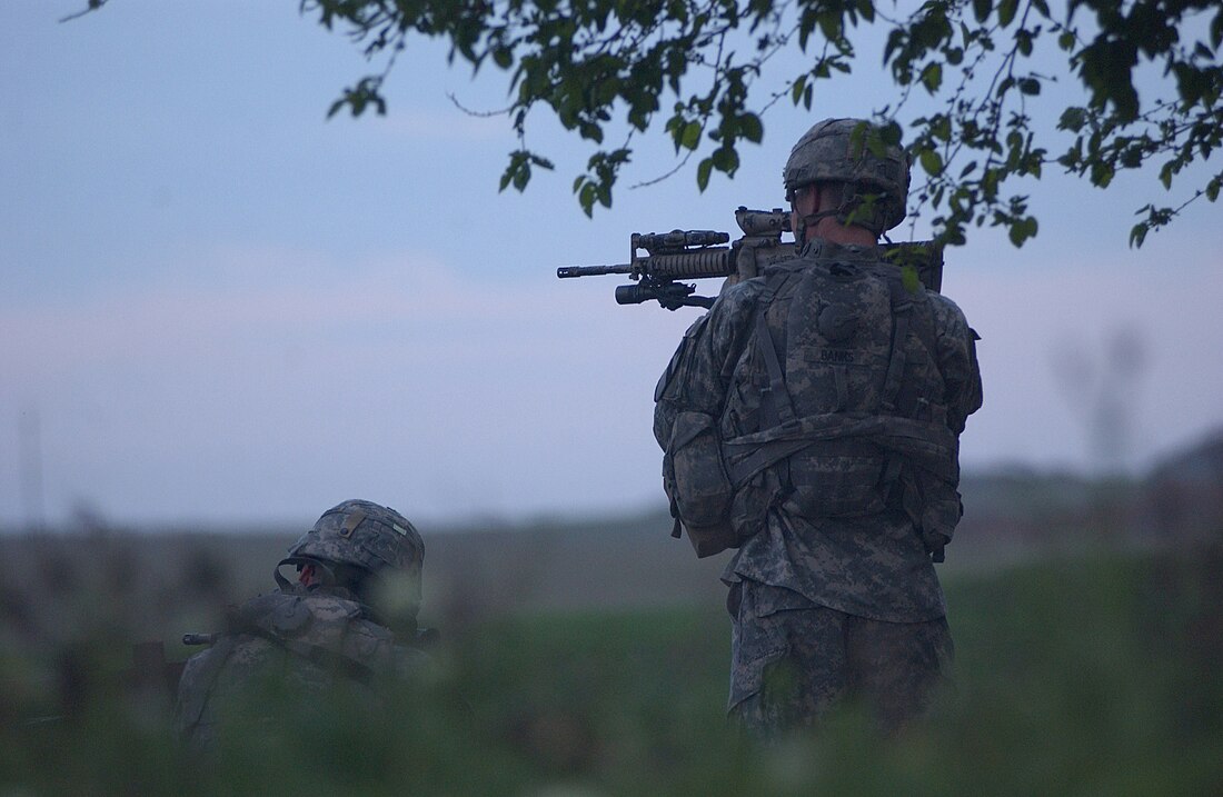 File:Sniper Scans for Enemy Snipers in Iraq 2007.jpg