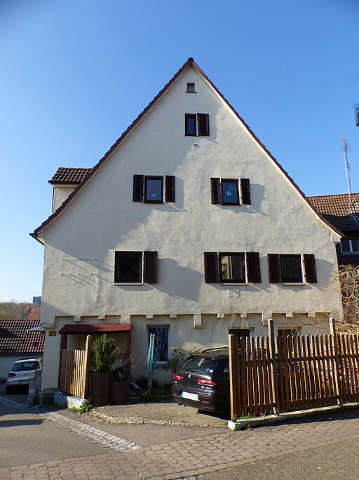 Stuttgart, Hartwaldstraße 67, Bauernhaus