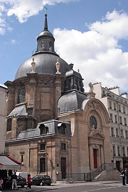 Bildo de la arkitekture impona Temple du Marais vide de la strato.