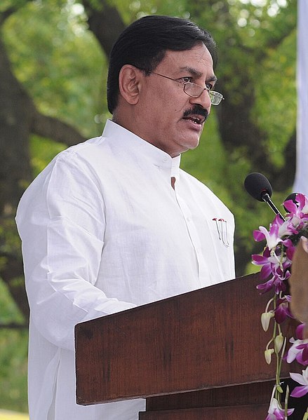 File:The Minister of State for Railways, Shri Bharatsinh Solanki addressing at the 57th Railway Week National Function-2012, in New Delhi on April 16, 2012.jpg