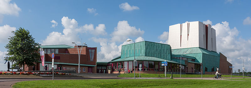 File:Theater Schouwburg Het Park 2014.jpg