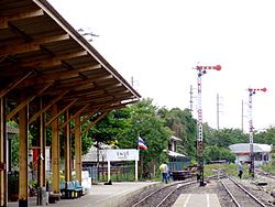 Тхонбури (станция)