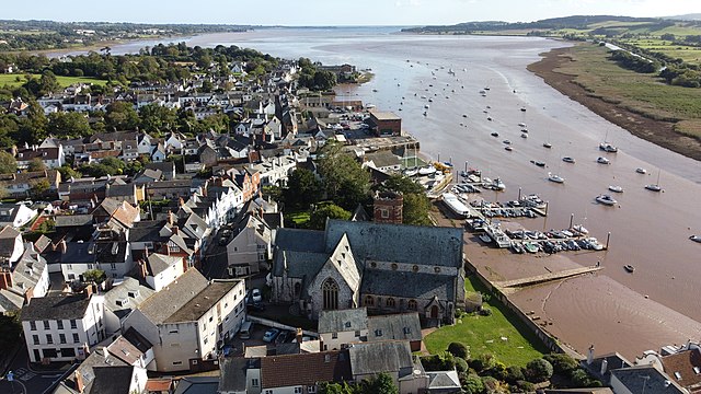 Topsham, the River Exe and Exeter Canal, looking south