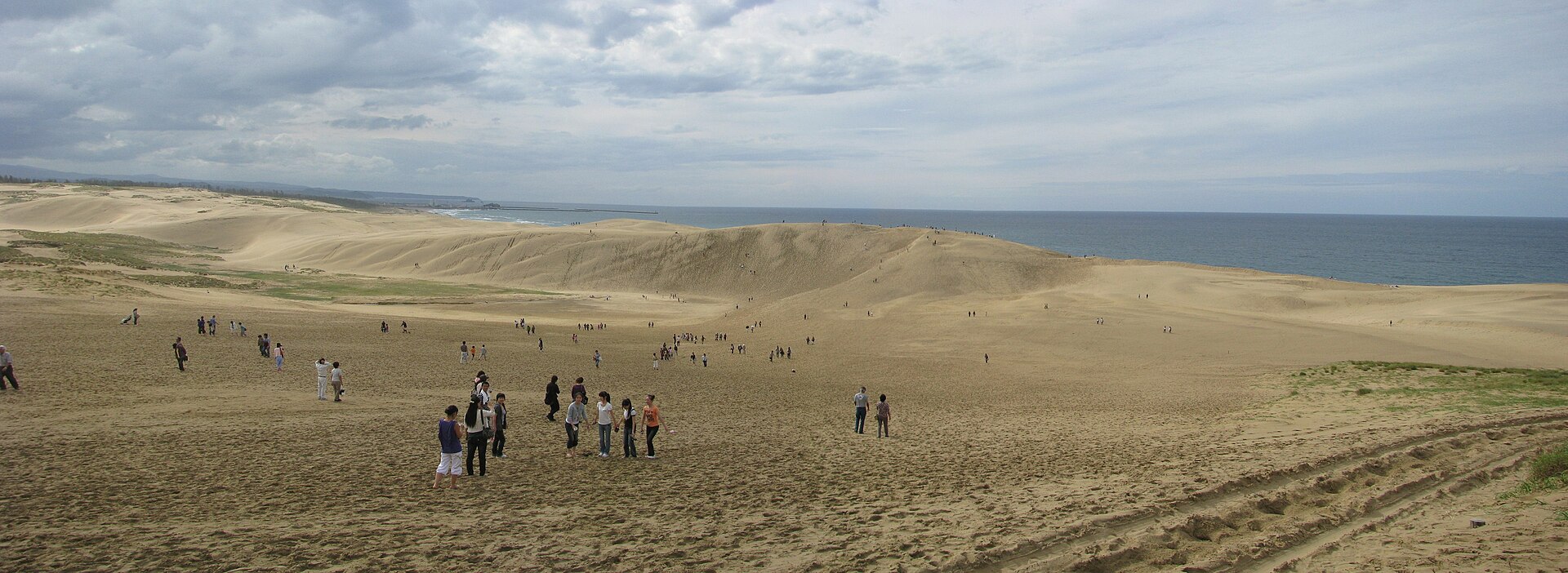 Tottori Sakyū -01.jpg