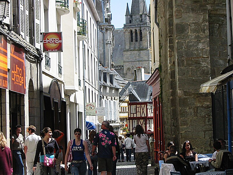 File:Vannes (France), 2007.jpg