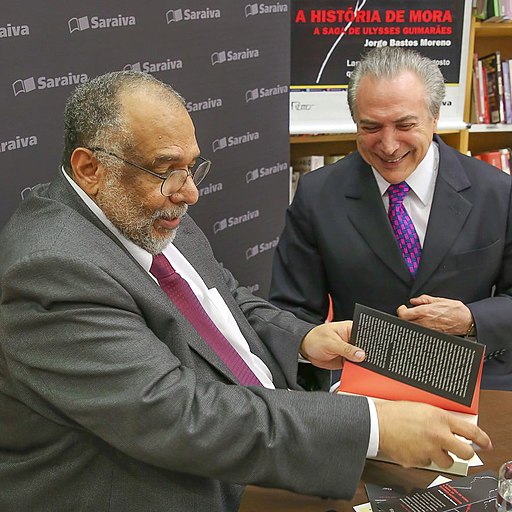 Vice-presidente Michel Temer prestigia o lançamento do Livro 