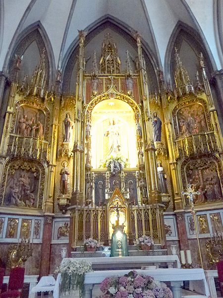 File:Vigo - Iglesia del Colegio Salesiano María Auxiliadora 12.JPG