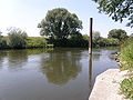 Anlegestelle der Kanuvereine mit Tordurchfahrten auf der Lippe, der ehemalige Lippehafen befindet sich rechts von der Kamera