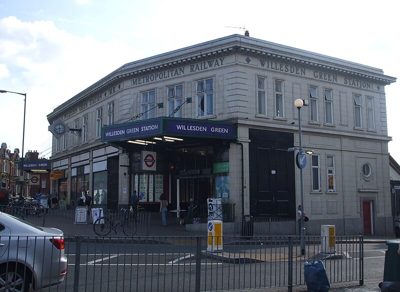 File:Willesden Green stn building north.JPG