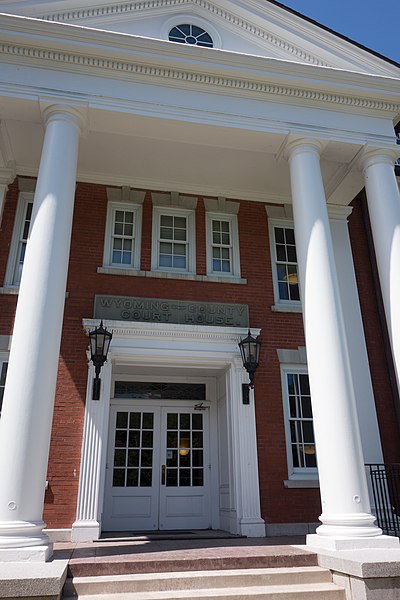 File:Wyoming County Courthouse taken 2013.jpg