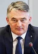 Željko Komšić Kroatisk medlem og leder i presidentskapet i Bosnia-Hercegovina 2019–2020, 2021–2022 og 2023– (2018–)