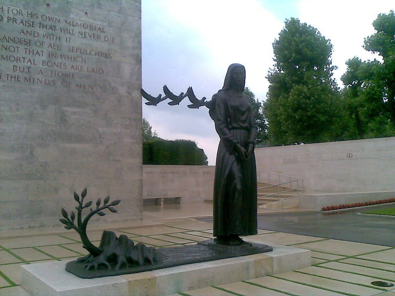 File:006. Netherlands American Cemetery, Bronzestatue.jpg