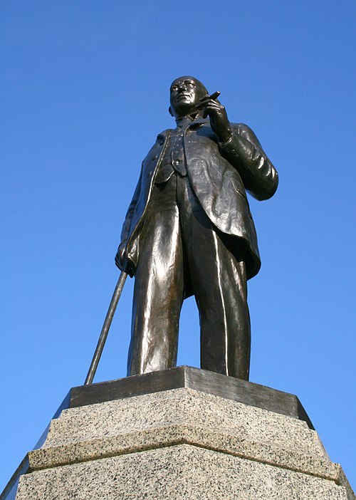 Statue of James B. Duke in front of the West Campus Quad, pictured in July 2008