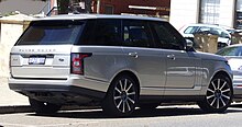 Range Rover Vogue (pre-facelift) 2016 Land Rover Range Rover Vogue (L 405 MY17) wagon (2018-11-29) 02.jpg