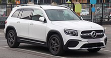 2020 Mercedes-Benz GLB 200 AMG Line Premium 2.0 Front.jpg