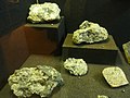 Albite et ripidolite de l'Île de Groix (Maison des minéraux de Crozon)