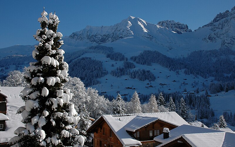 File:Adelboden (8628032437).jpg