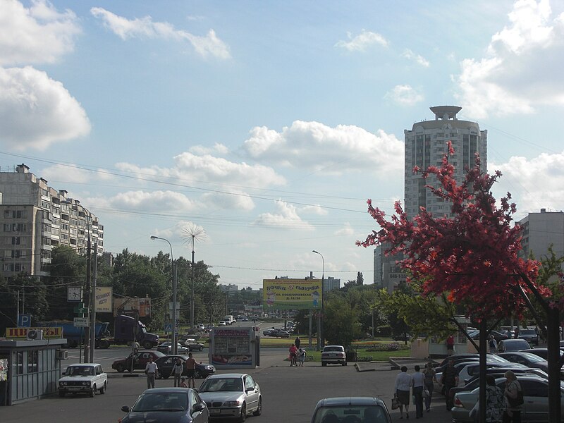 File:Amilkara Kabrala Square, Moscow, Russia - 003.jpg