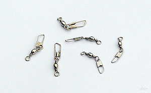 Some snap fishing swivels Angeln zubehoer wirbel 01.jpg