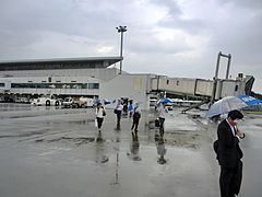 エプロン 飛行場 Wikipedia