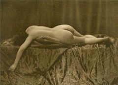 Art Deco Nude Gravure 12.jpg