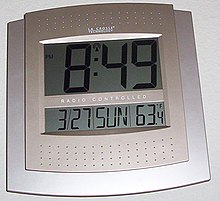 The use of atomic clocks, which can measure time extremely accurately, led to the adoption of UTC. This was incorporated into New Zealand law in 1974. Atomic clock.jpg