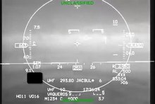 Dosya: Otomatik GCAS, F-16.webm'yi kaydeder